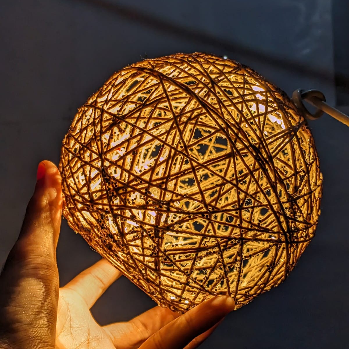 String Ball Lamp - Home Decor Product Designed For Lighting And Daily Interior Decoration Routine (Random Color))