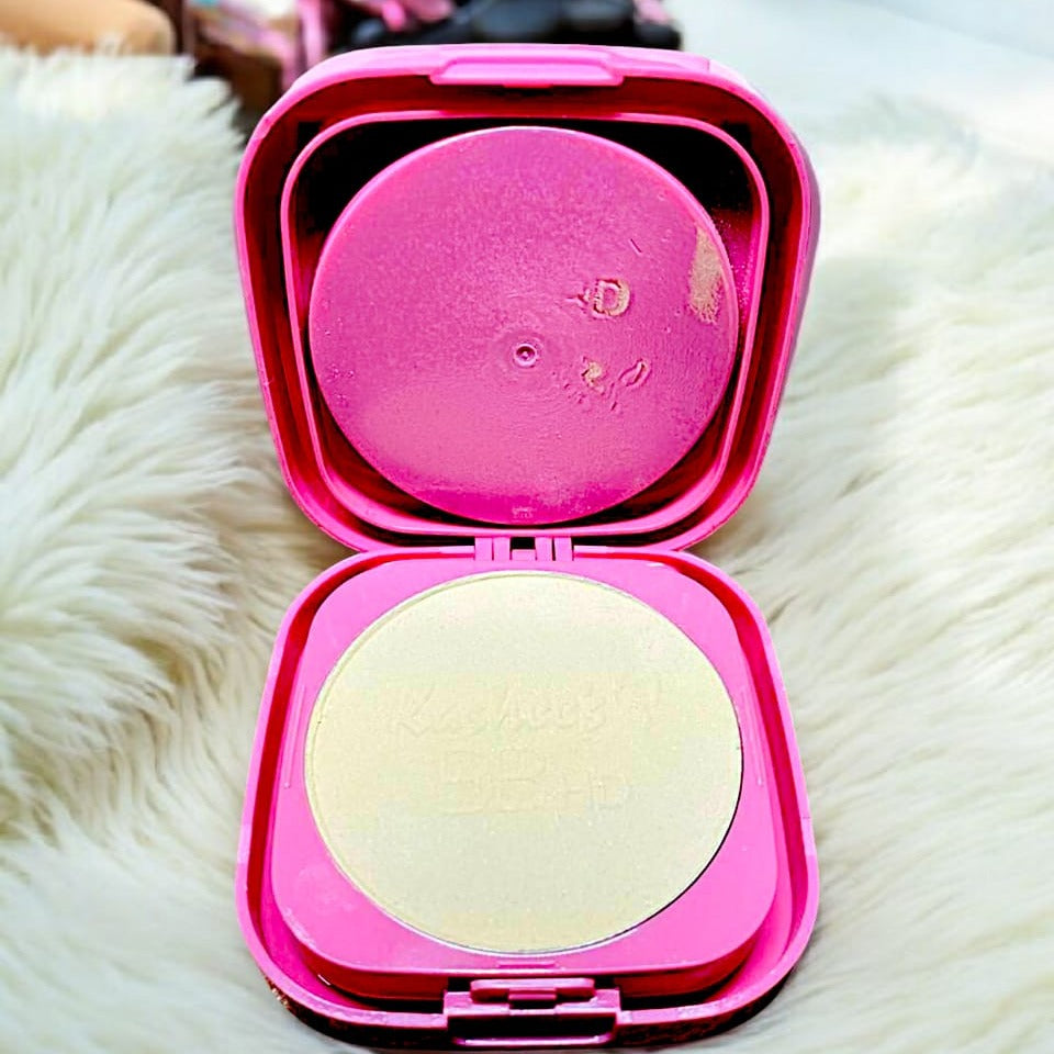 Kashees BB HD Matte And Poreless 2 In 1 Face Powder – Flawless Lightweight And Long Lasting Compact For Smooth And Radiant Skin