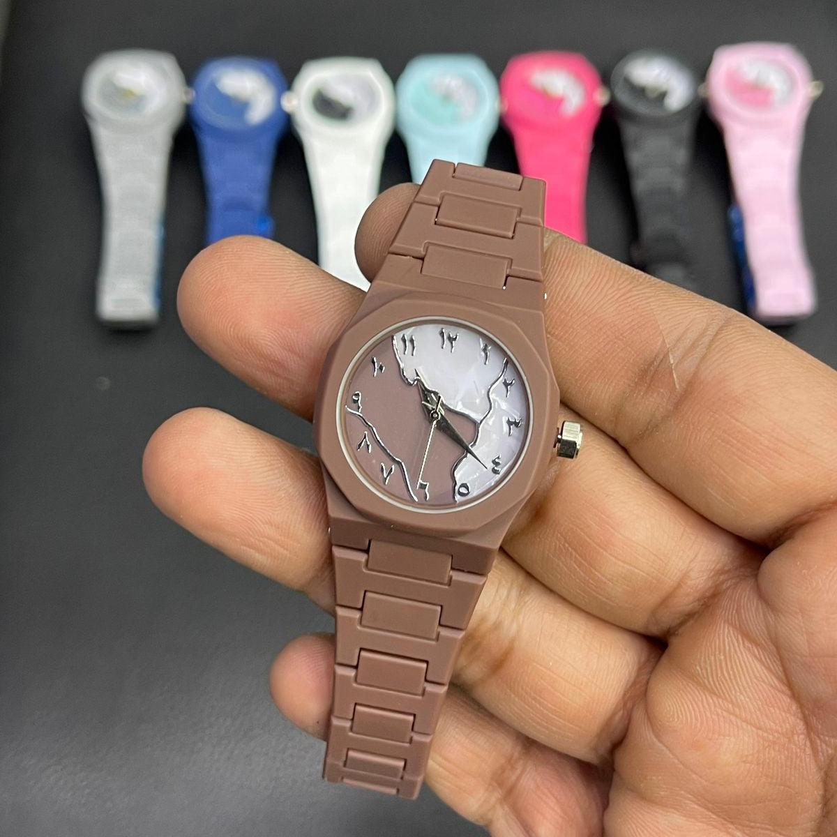 Women's Mini Aura Watch Providing Elegant Design Comfortable Use Stylish Appearance And Everyday Wear - White