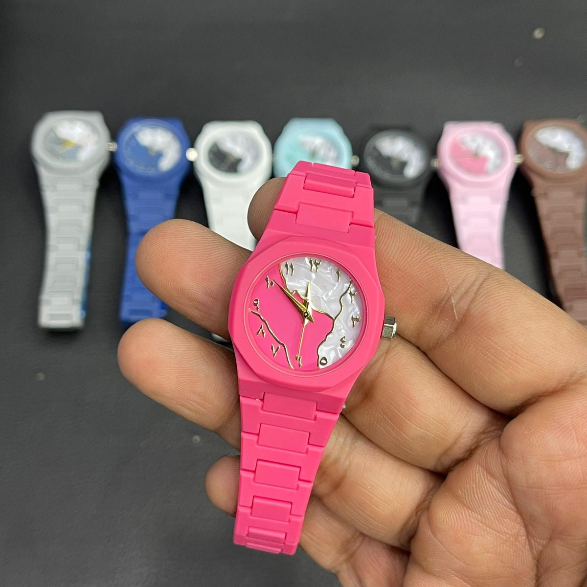 Women's Mini Aura Watch Providing Elegant Design Comfortable Use Stylish Appearance And Everyday Wear - White