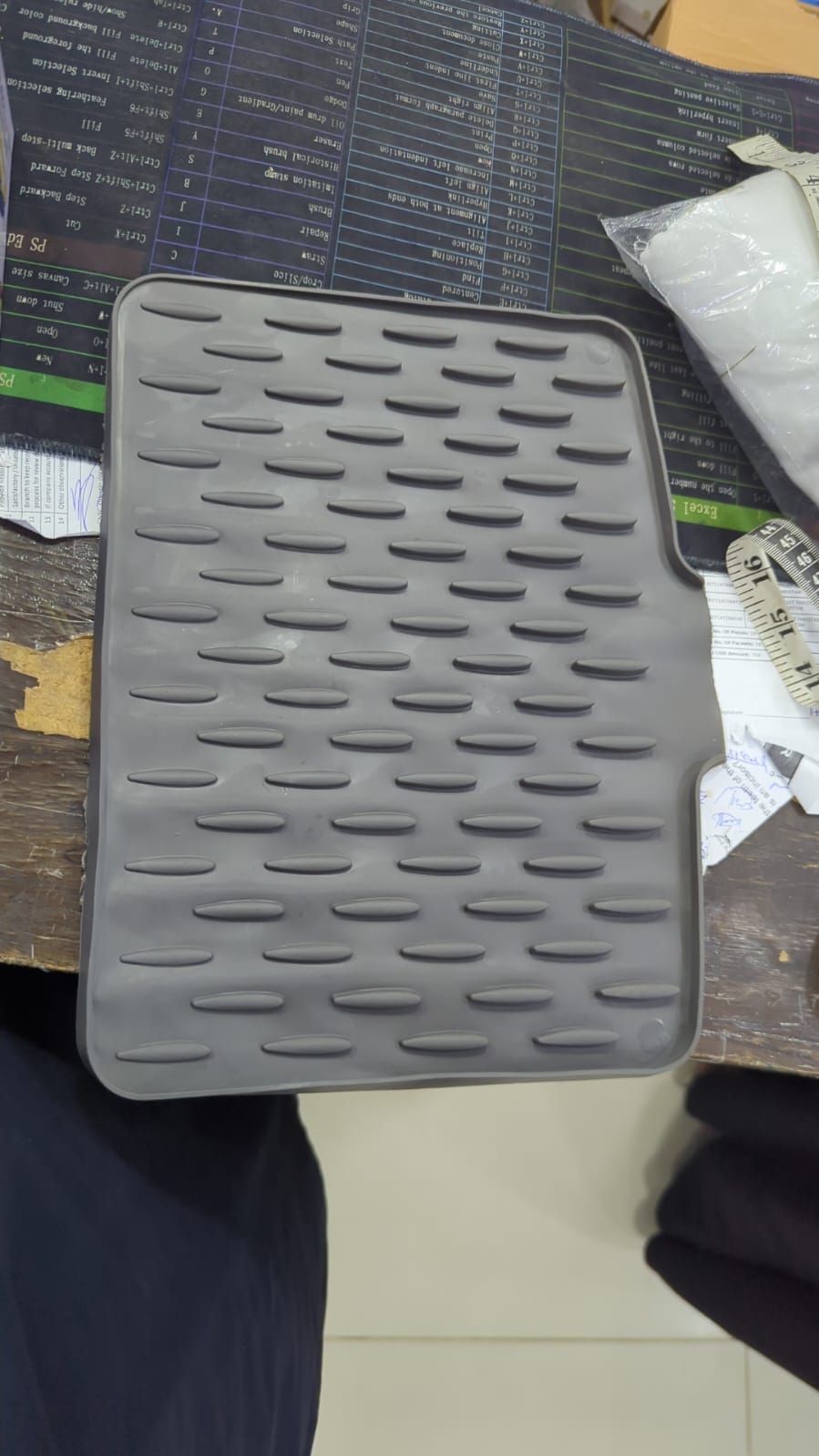 Sink Mat Black Durable Non Slip Design Protects Sink Surface Prevents Scratches And Keeps Kitchen Clean Size  26x32cm