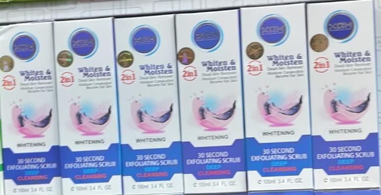 Xqm 2 In 1 Whiten And Moisten Face Body 100Ml