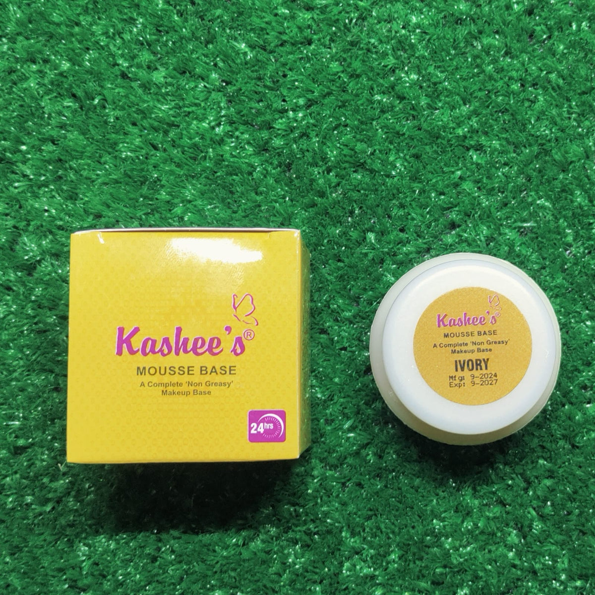 Kashee's Mousse base 24 Hrs High Coverage Makeup Base  (random shade )