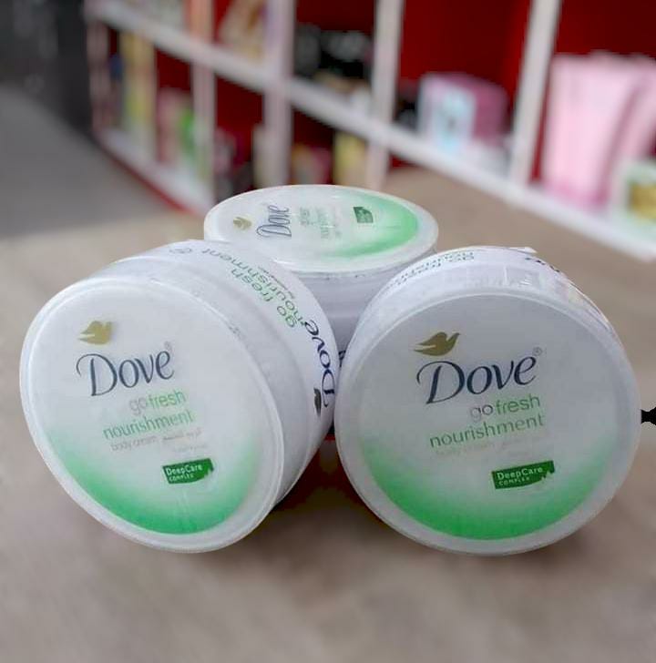 Dove Essential Nourishment Body Cream For Dry Skin 300 Ml 3