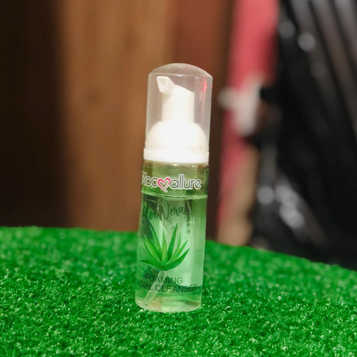 Mocallure Aloe Vera Foaming Facial Cleanser | Best Quality Face Cleanser