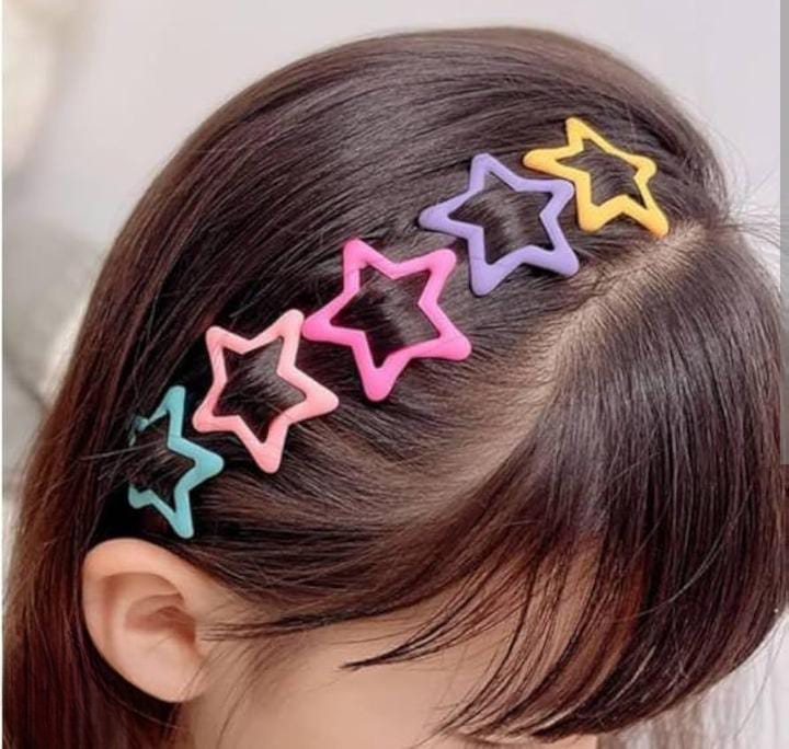 Pack Of 4 Star Shape Hair Clips For Girls – Cute And Colorful Hair Accessories For Kids Styling And Daily Wear (Multicolor)