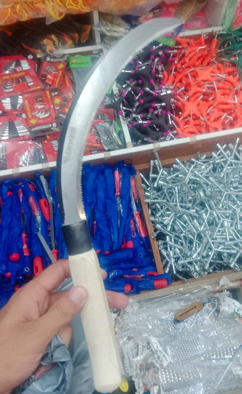 Japanese Serrated Grass Sickle - Tool Product Designed For Cutting And Daily Gardening Routine