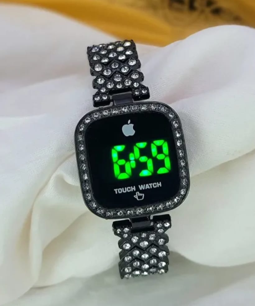 Ladies Square Dial Digital Watch Stylish Design Clear Display Comfortable Strap Easy To Use Reliable Performance Perfect For Daily Wear - Silver