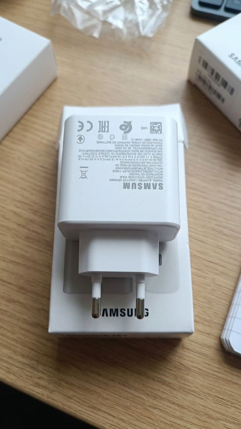 Samsung 45W Super Fast Charging Adapter (EP-TA845) – Type-C Power Adapter