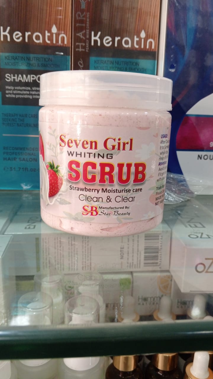 Seven Girl Whitening Scrub Strawberry Moisturise Care – Big Size